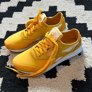 Reebok Yellow Sneakers - Size: 8